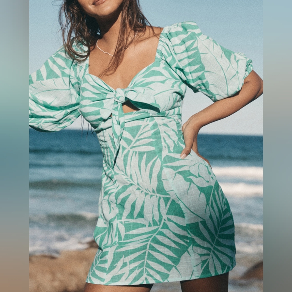Billabong Aqua Leaf Print Mini Dress